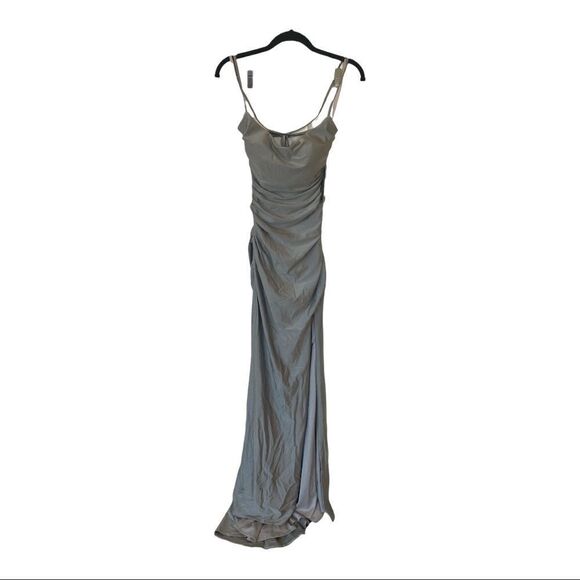 La Femme Silver Tie Back Sleeveless Slit Satin Formal Gown Size 6 NWT - Picture 2 of 4